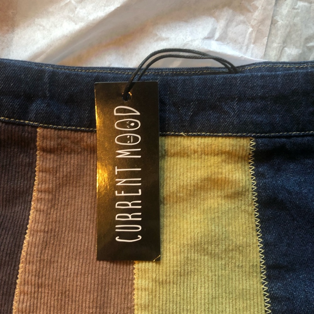 NWT Current Mood The Peace Train Mini Skirt - Picture 3 of 5